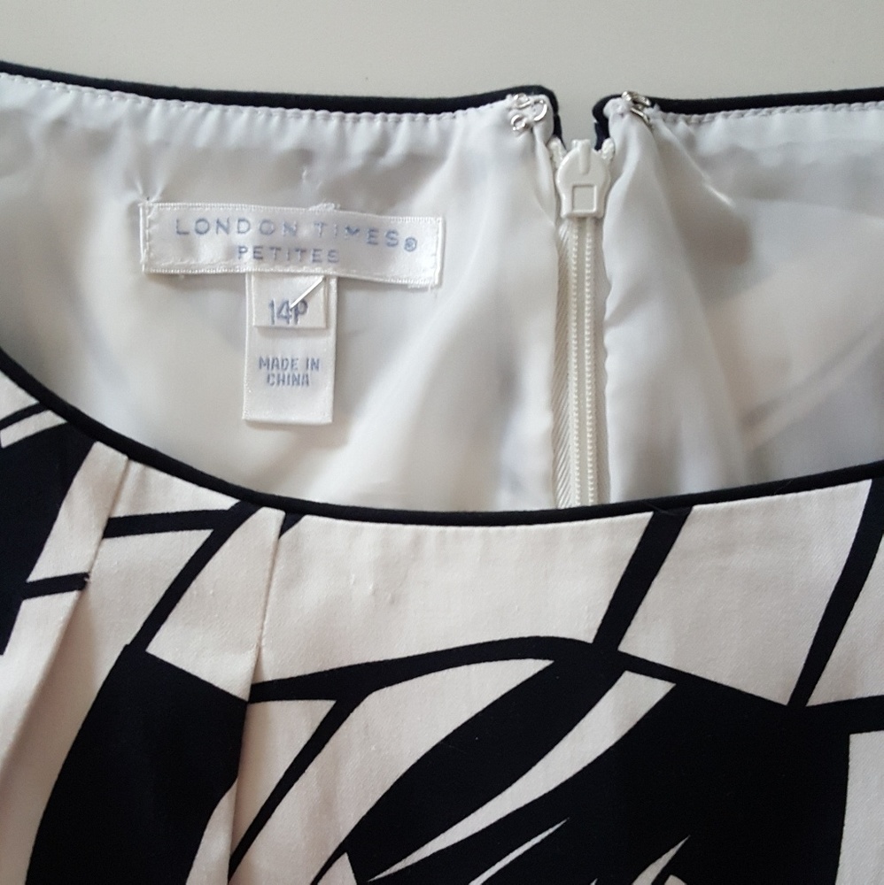 HP ❤️Petite black and white dress w pockets - Picture 2 of 5